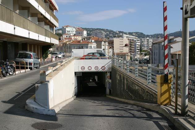 2 Pieces - Croisette Et Plages A 10 Mn A Pieds Cannes Bagian luar foto